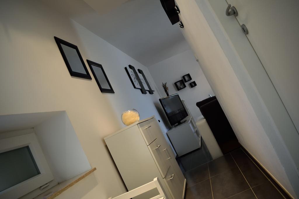 Aurelia Apartment Liznjan Exterior photo